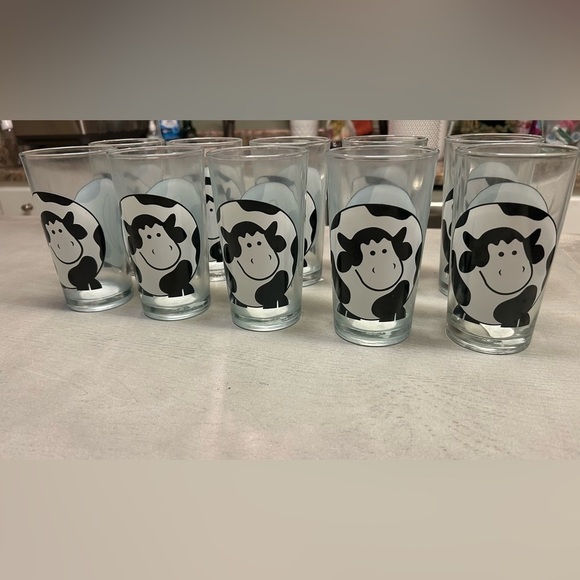 FIRNA COW BLACK AND WHITE ROTUND DRINKING GLASSES TUMBLERS LOT OF 10 - Picture 1 of 16